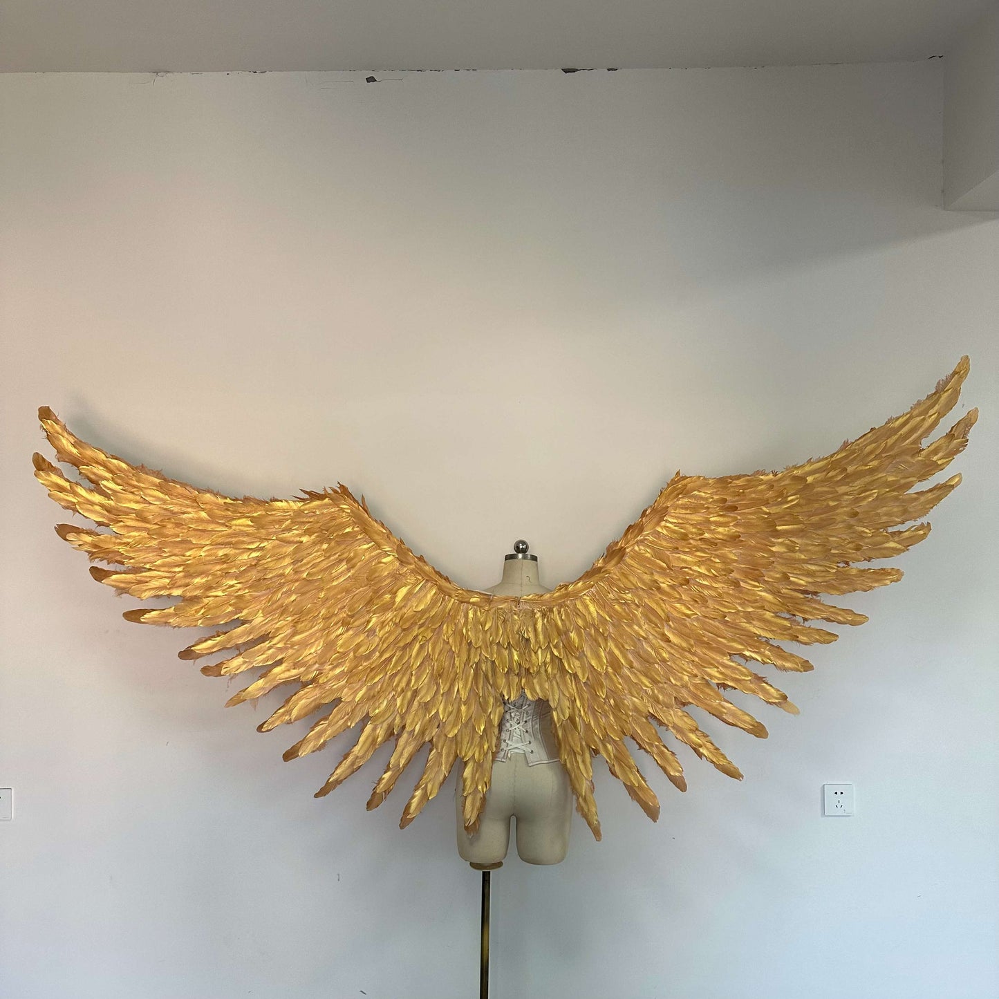 Luxury Golden Angel Wings From Goose Feathers